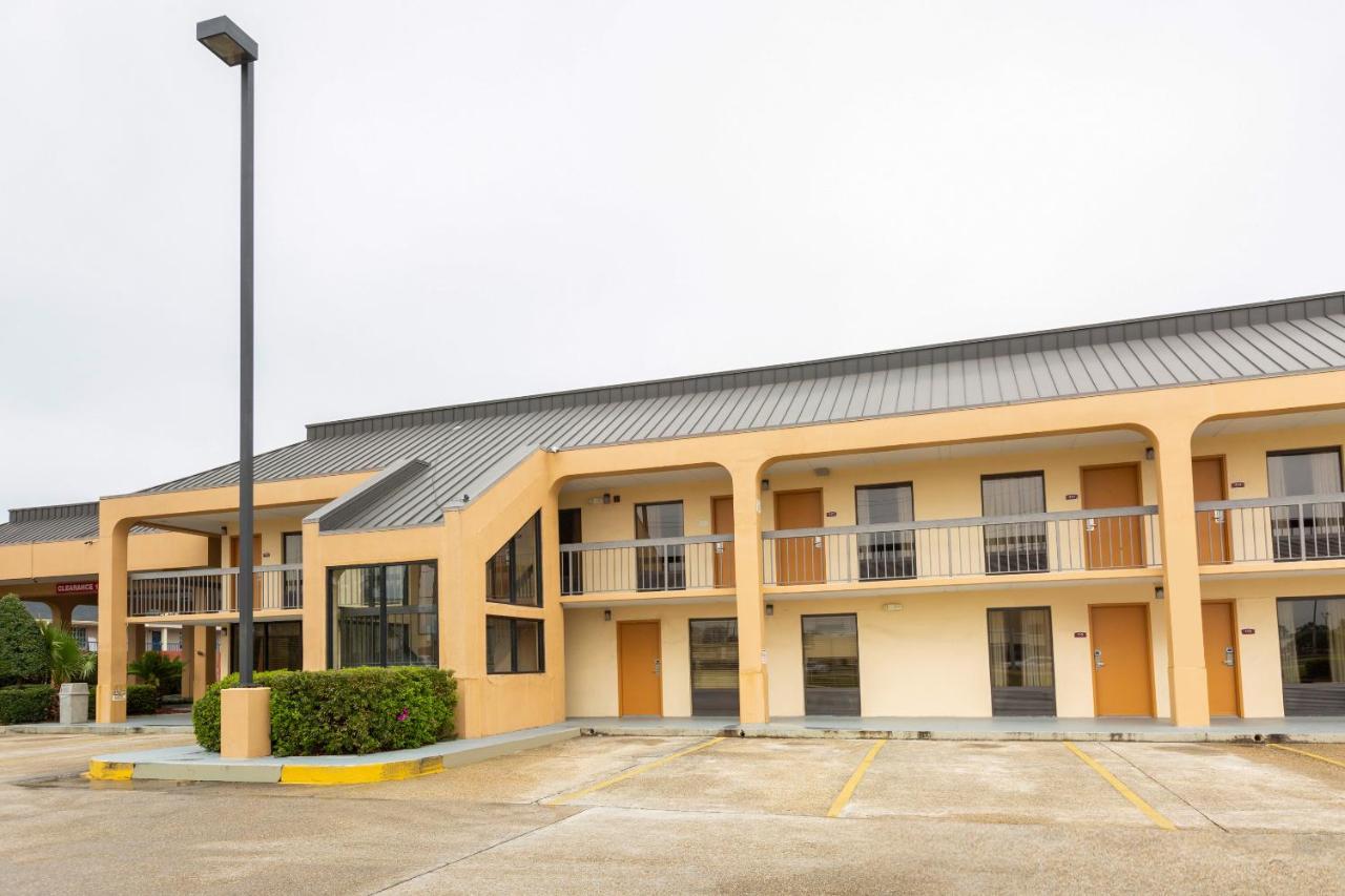 Oyo Hotel Baton Rouge Mid City Eksteriør billede