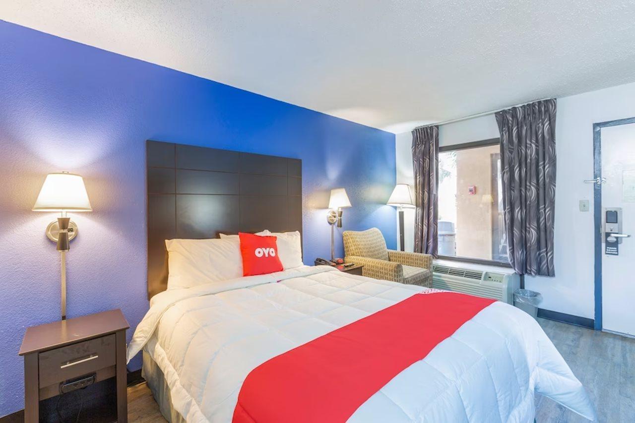 Oyo Hotel Baton Rouge Mid City Eksteriør billede