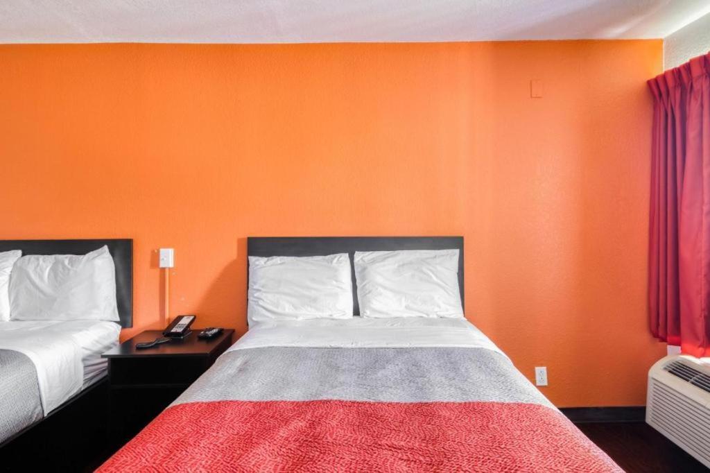 Oyo Hotel Baton Rouge Mid City Eksteriør billede